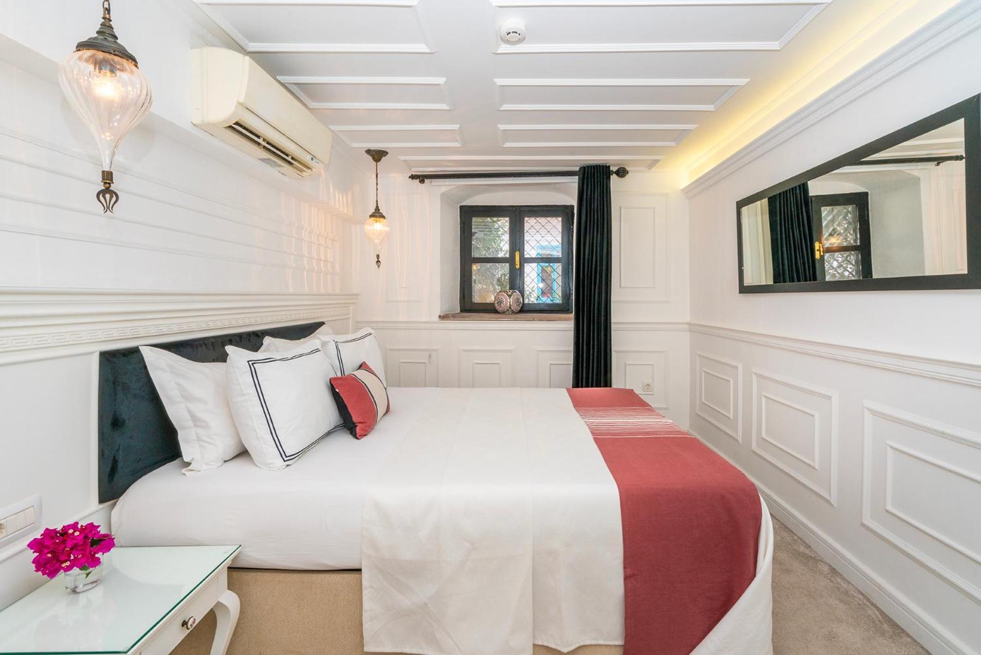 Siyah Lale Cunda 1841 (Adults Only) Hotel Ayvalı Kültér fotó